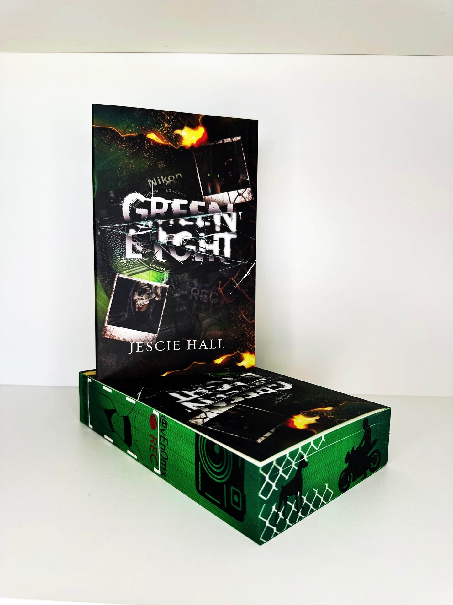 Green Light by Jescie Hall (Licensed)