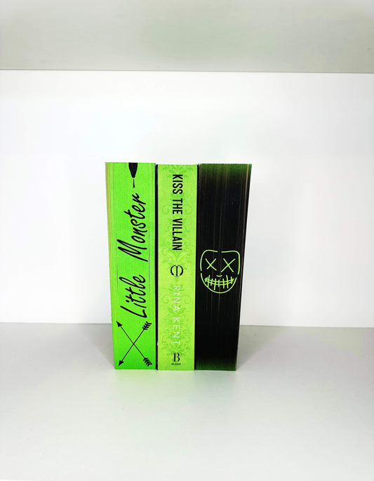 Kiss The Villain by Rina Kent — Bloom Exclusive Edition